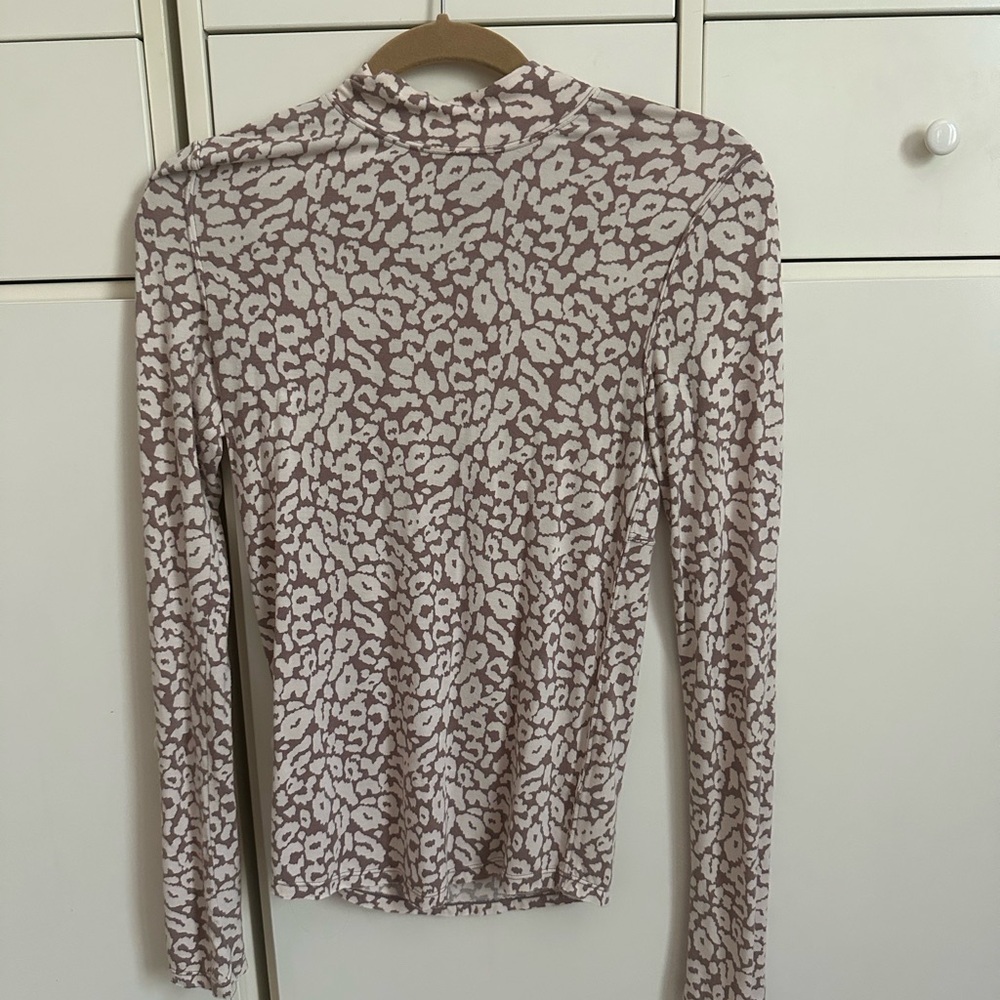 Leopard Print Long Sleeve Top